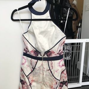 Perfect spring / wedding / graduation dress!